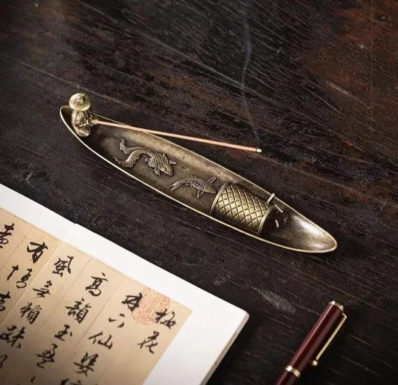 Creative Boat Incense Holder – Japanese Style Fishing Man Ornament, Aromatherapy Stick Burner Home Décor