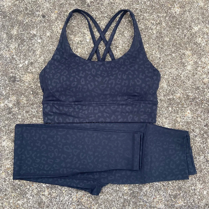 2-Piece Women’s Fitness Set – Sports Bra & High-Waist Yoga Leggings