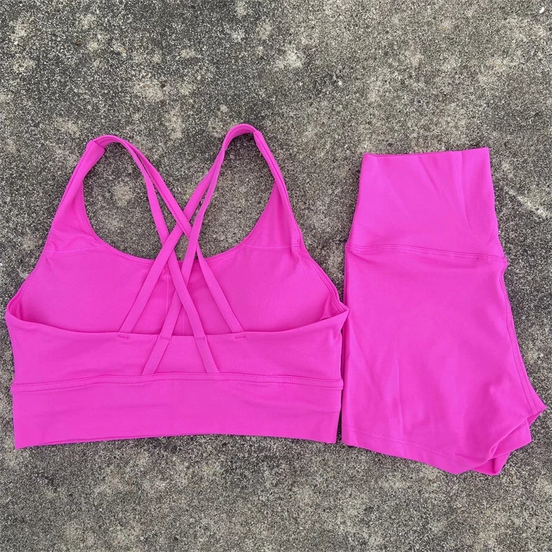 2-Piece Women’s Yoga Set – Cross-Back Bra & High-Waist Shorts