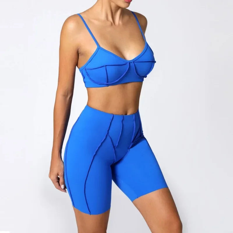 Seamless Yoga Set for Women – High-Waisted Peach-Lift Leggings & Quick-Dry Sports Bra