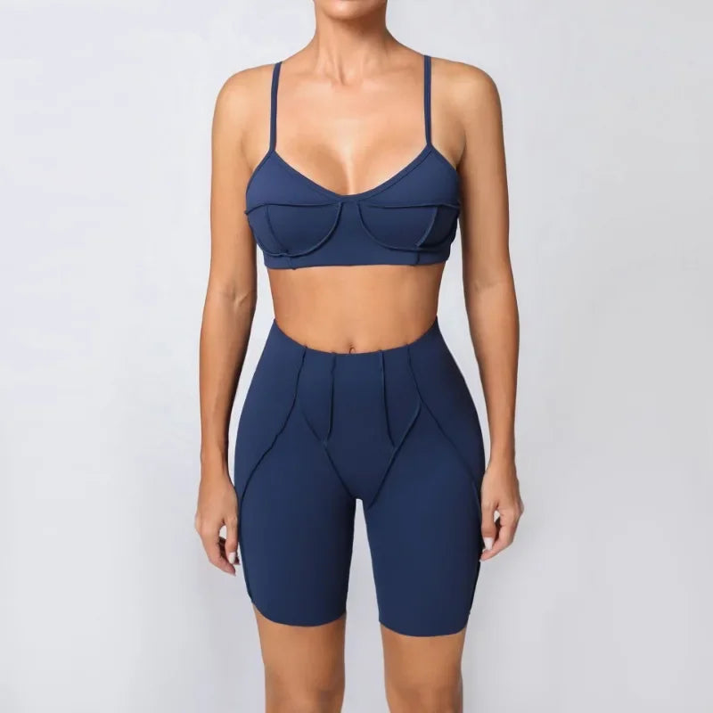 Seamless Yoga Set for Women – High-Waisted Peach-Lift Leggings & Quick-Dry Sports Bra