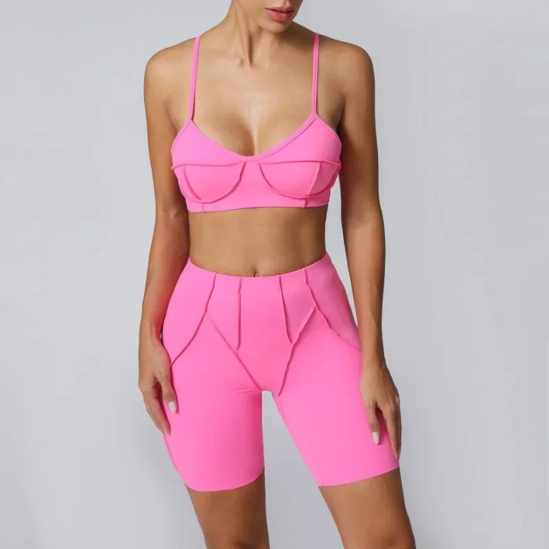 Seamless Yoga Set for Women – High-Waisted Peach-Lift Leggings & Quick-Dry Sports Bra