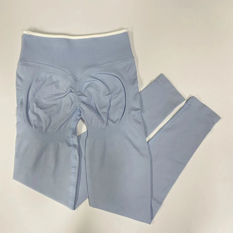 Women’s Seamless Yoga Set – Strappy Sports Bra & Stretch Leggings