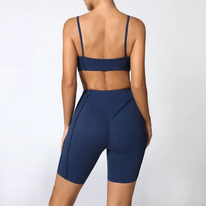 Seamless Yoga Set for Women – High-Waisted Peach-Lift Leggings & Quick-Dry Sports Bra