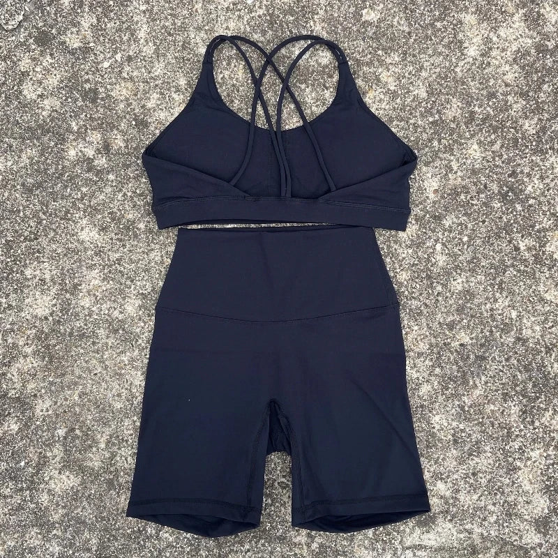 Women’s 2-Piece Yoga Set – Cross Back Bra & Short Leggings
