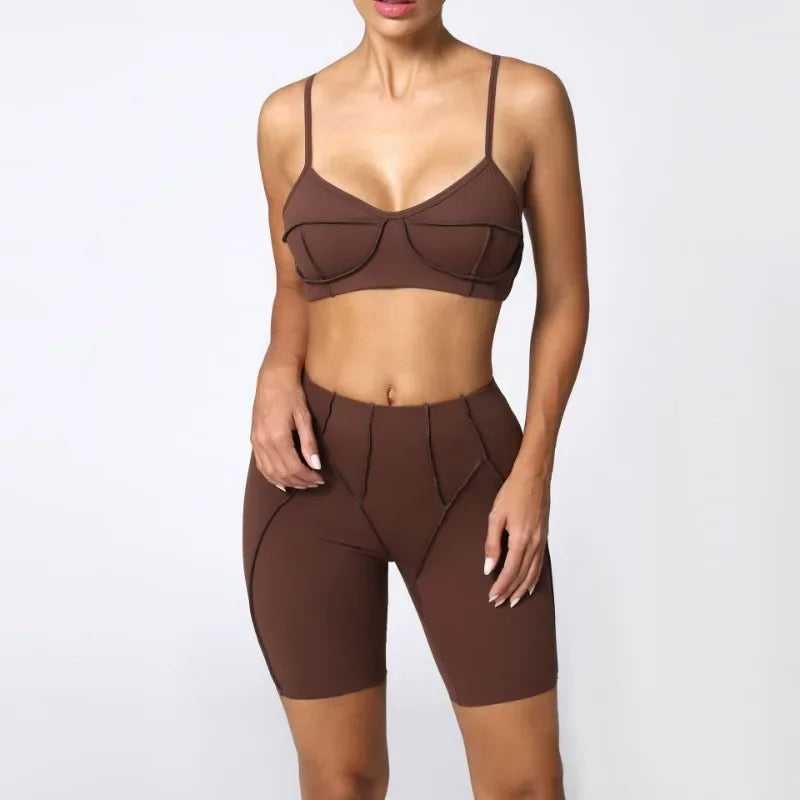 Seamless Yoga Set for Women – High-Waisted Peach-Lift Leggings & Quick-Dry Sports Bra