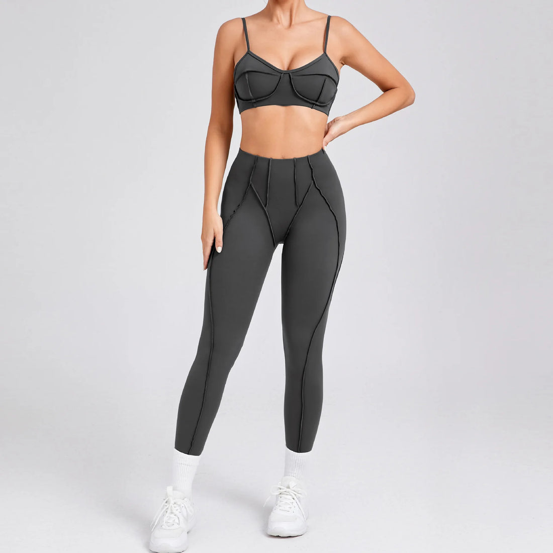 Seamless Yoga Set for Women – High-Waisted Peach-Lift Leggings & Quick-Dry Sports Bra