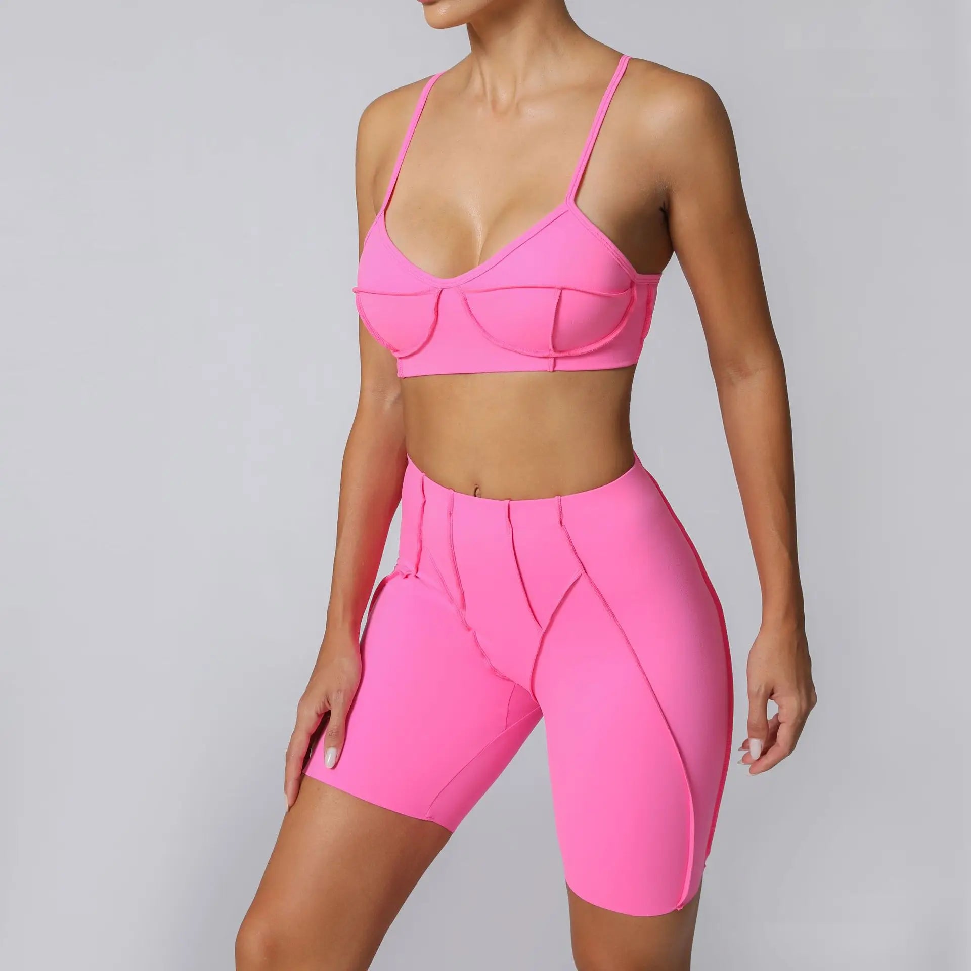 Seamless Yoga Set for Women – High-Waisted Peach-Lift Leggings & Quick-Dry Sports Bra