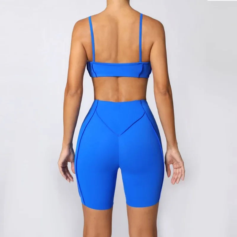 Seamless Yoga Set for Women – High-Waisted Peach-Lift Leggings & Quick-Dry Sports Bra