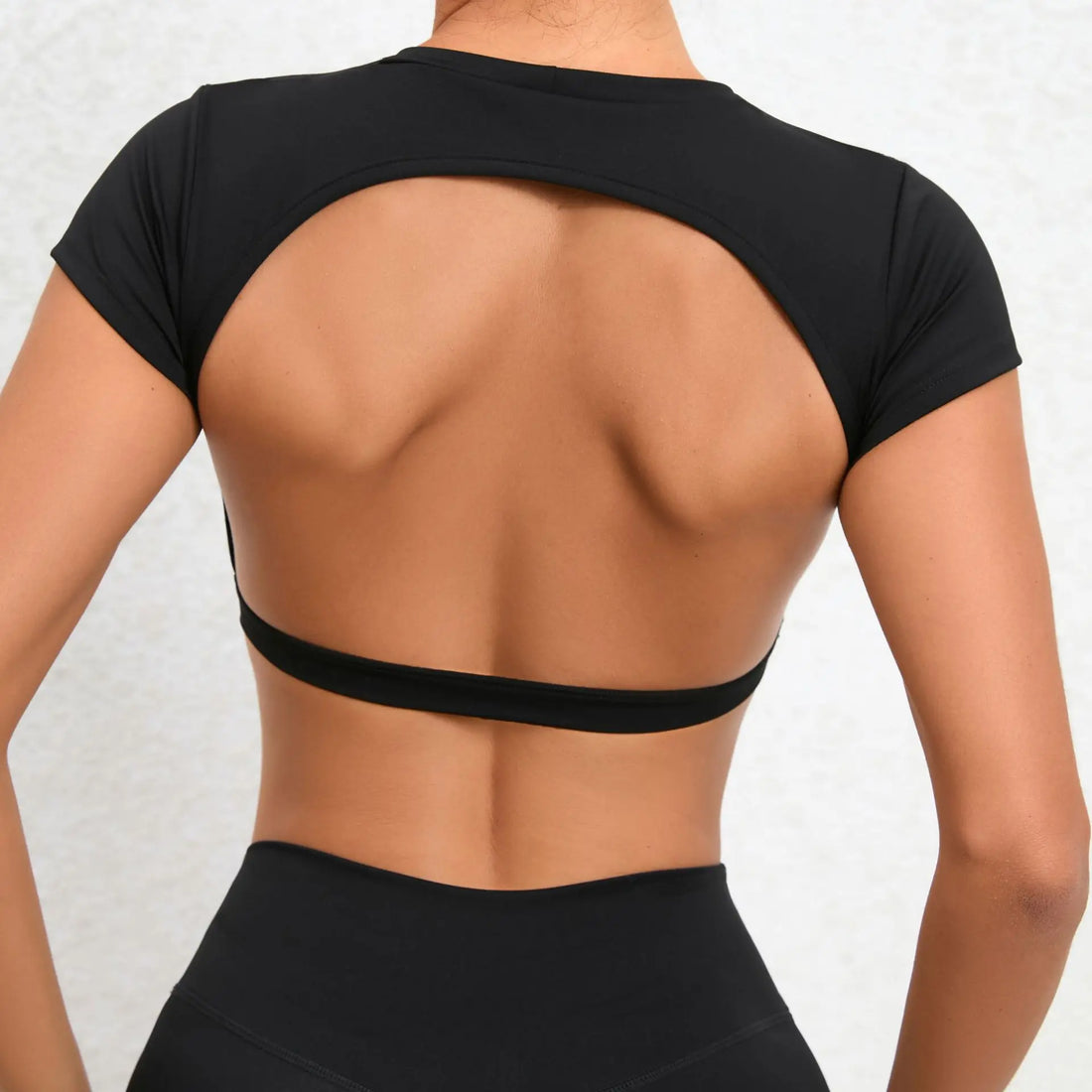 Hearuisavy Women’s Backless Workout Crop Top – Breathable Sports Shirt