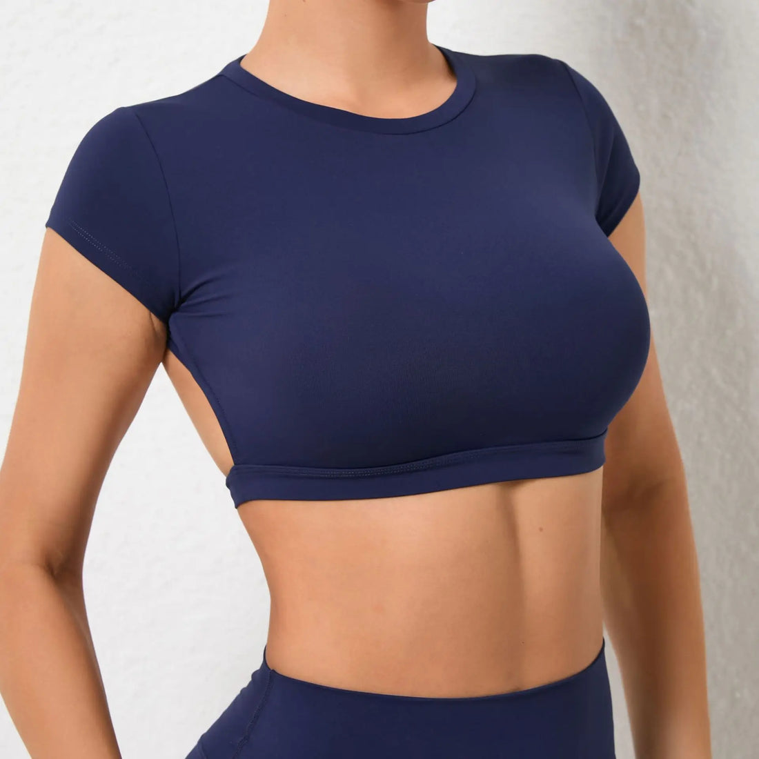 Hearuisavy Women’s Backless Workout Crop Top – Breathable Sports Shirt
