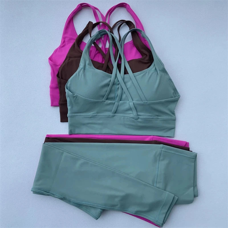2-Piece Women’s Fitness Set – Sports Bra & High-Waist Yoga Leggings